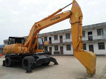 Korean Used Wheel Excavator , Hyundai R200W Used 20 Ton Excavators Long Life Span