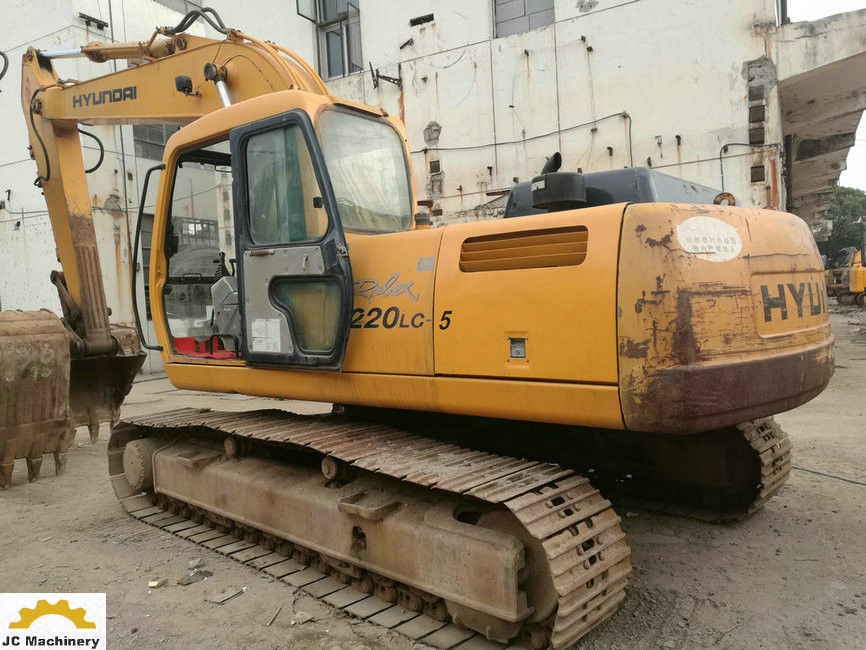 22 Ton Used Hyundai Excavator R220LC5 , 2nd Hand Diggers With 1M3 Bucket