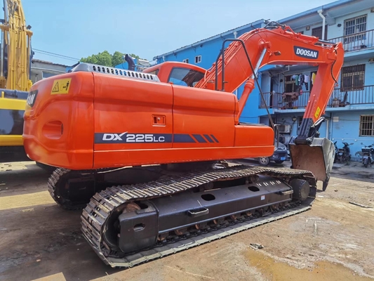 2018 year used Doosan DX225LC crawler excavator with 1m3 bucket