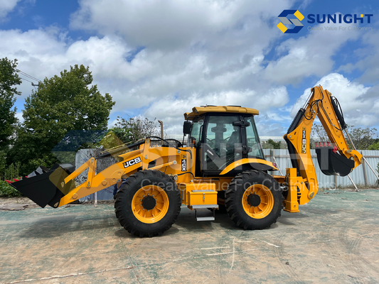 Used JCB 4CX Wheel Loader with Diesel Engine